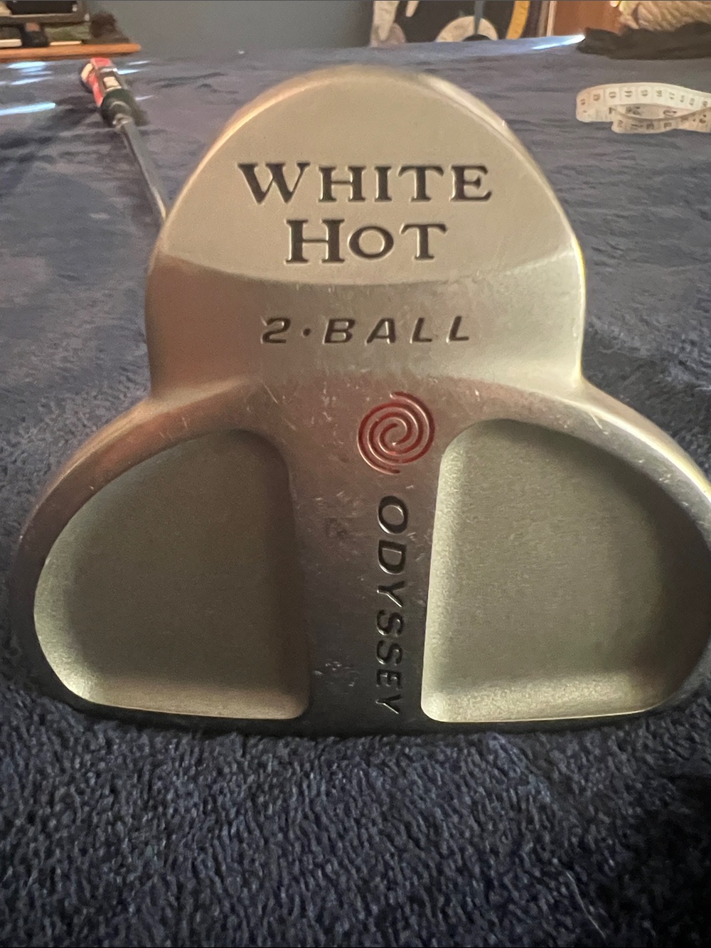Odyssey White Hot 2-Ball Putter